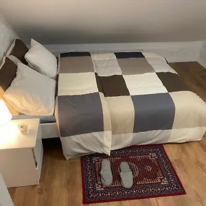 https://fly-city-house.brusselshotelsbook.com